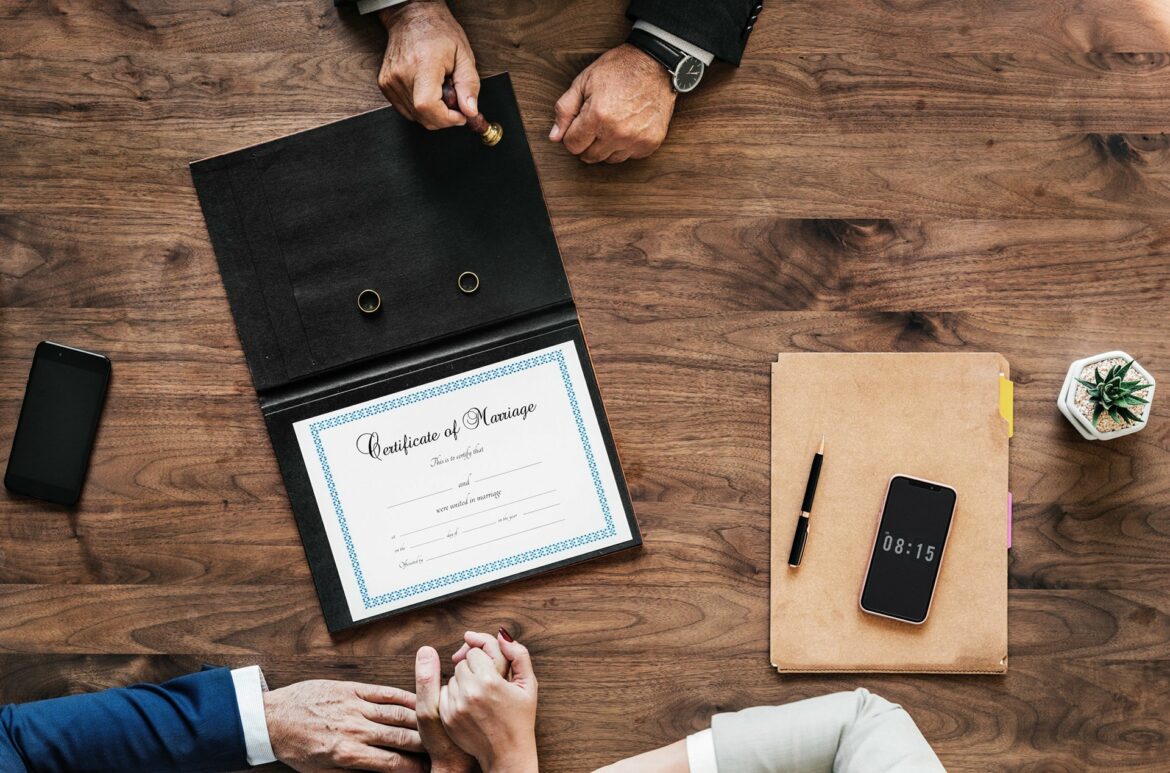 p7 LLC vs S-Corp: Choosing the best entity for your business